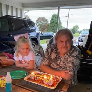 Meet your Posher, Dennis